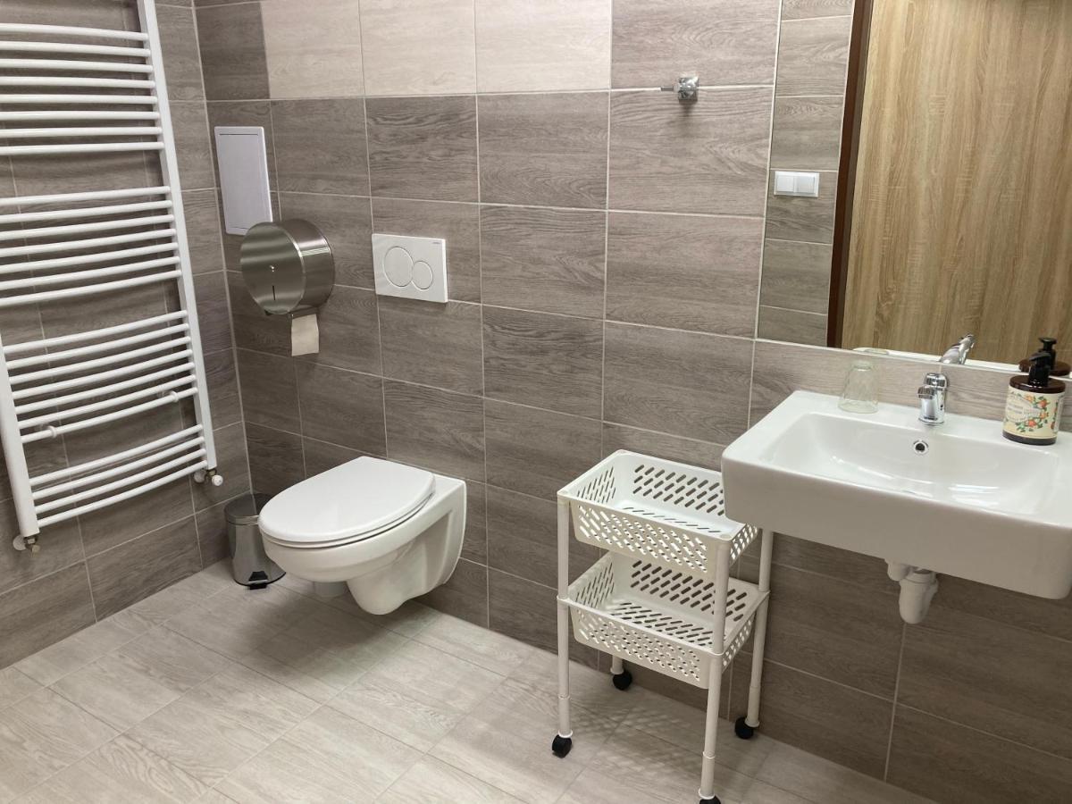 Rožnov pod Radhoštěm Apartmany Pod Radhostem מראה חיצוני תמונה